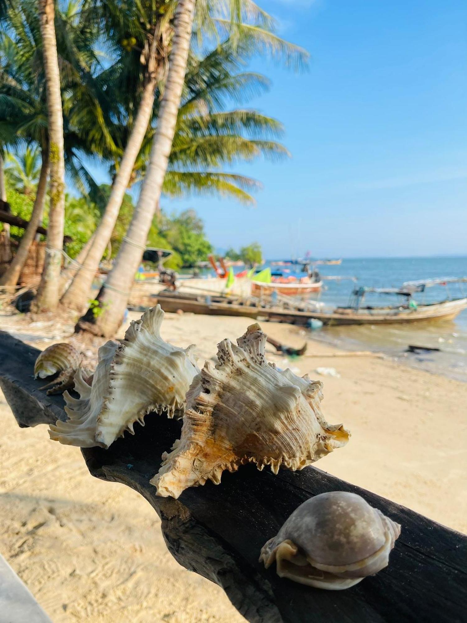 Koh Mook Rem Ley Hotell Trang Exteriör bild