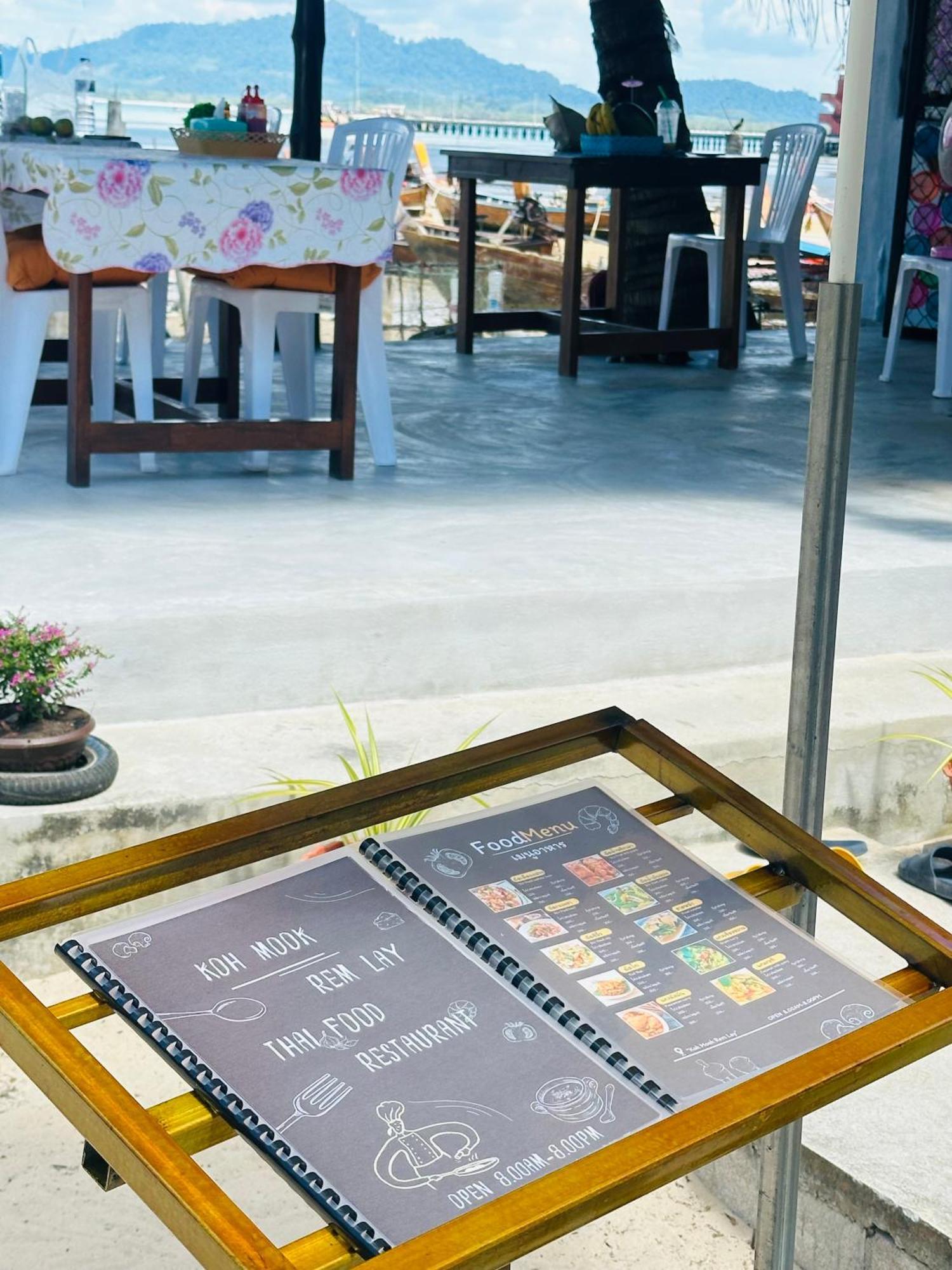 Koh Mook Rem Ley Hotell Trang Exteriör bild