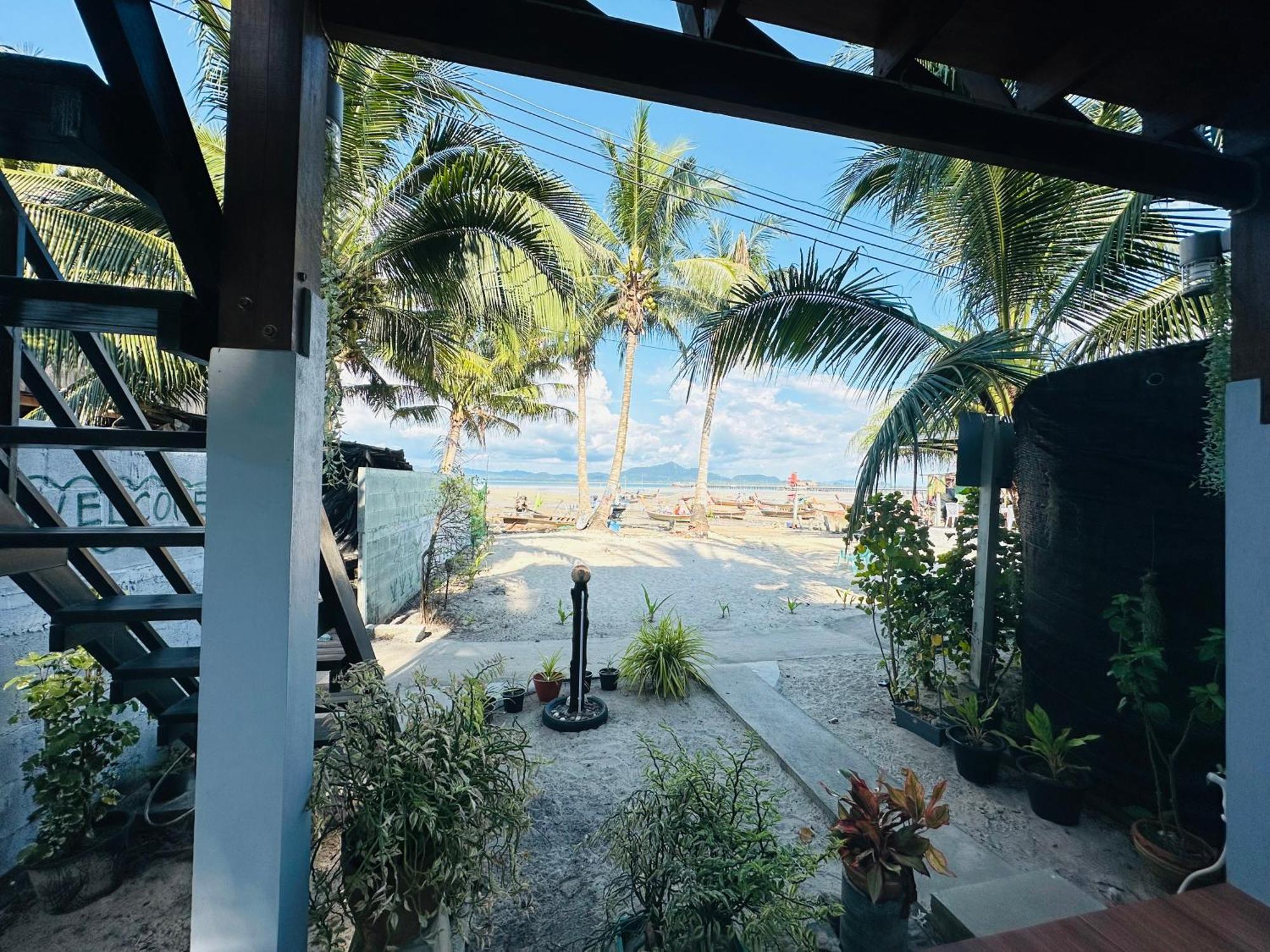 Koh Mook Rem Ley Hotell Trang Exteriör bild